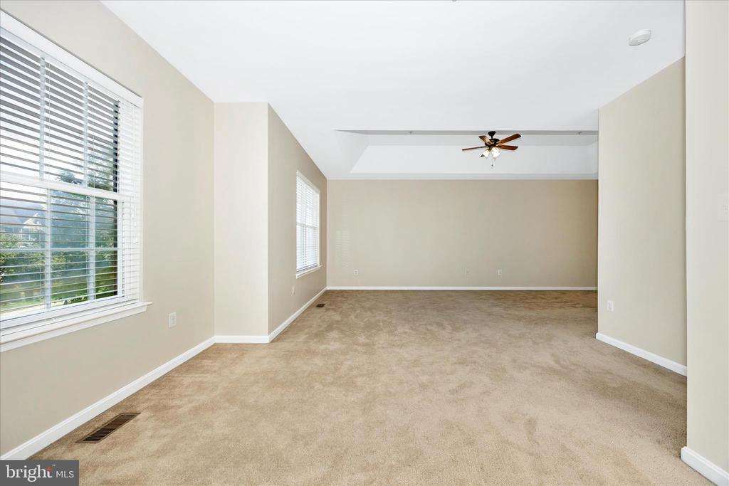 1920 MORAN DRIVE