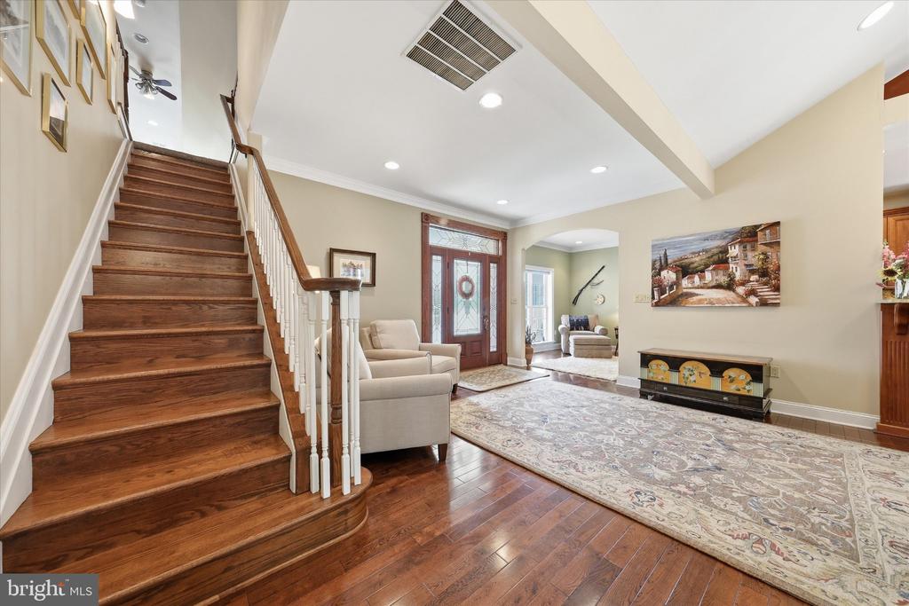 22 E GREEN STREET