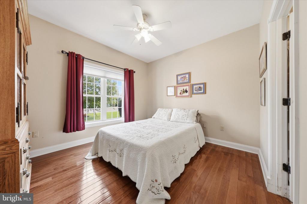 22 E GREEN STREET