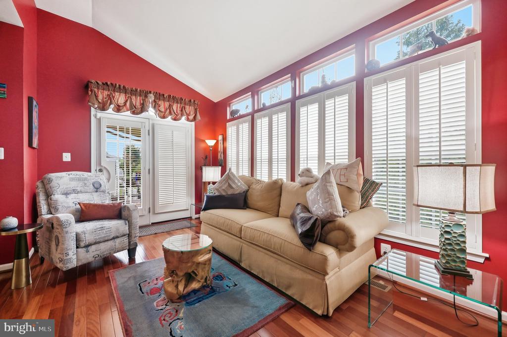 10521 EDWARDIAN LANE Unit: 142