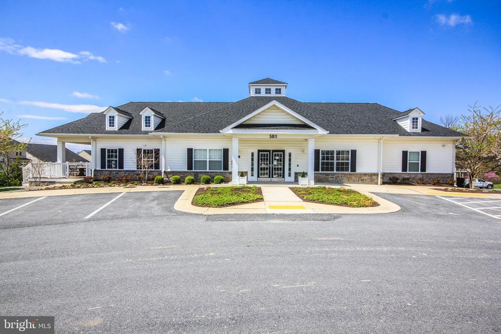 10521 EDWARDIAN LANE Unit: 142