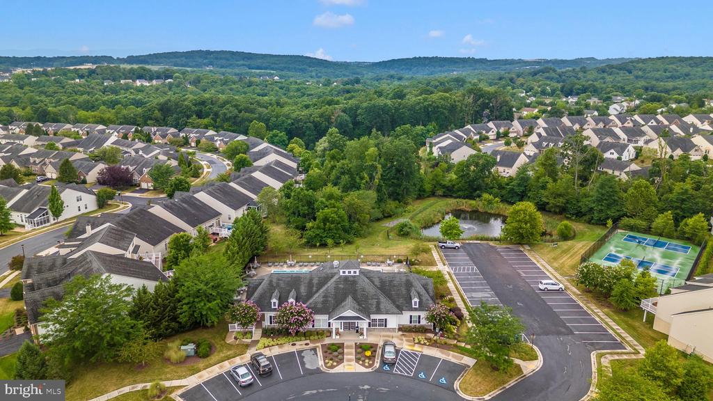 10521 EDWARDIAN LANE Unit: 142