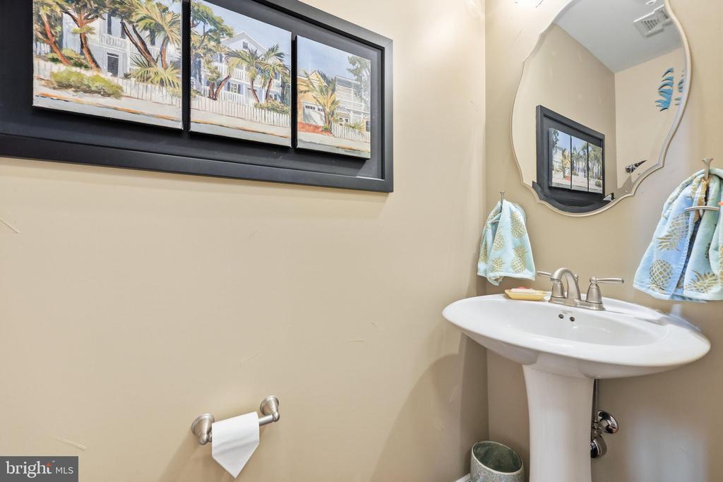 10521 EDWARDIAN LANE Unit: 142