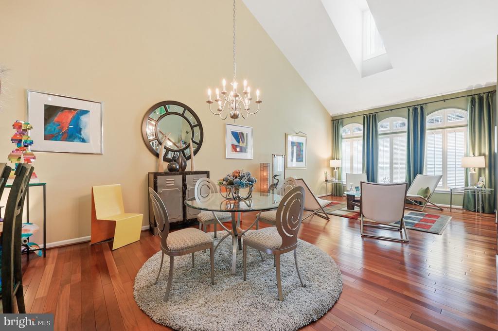 10521 EDWARDIAN LANE Unit: 142