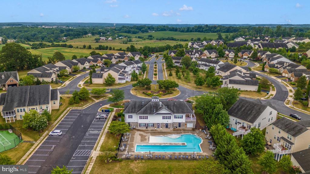 10521 EDWARDIAN LANE Unit: 142