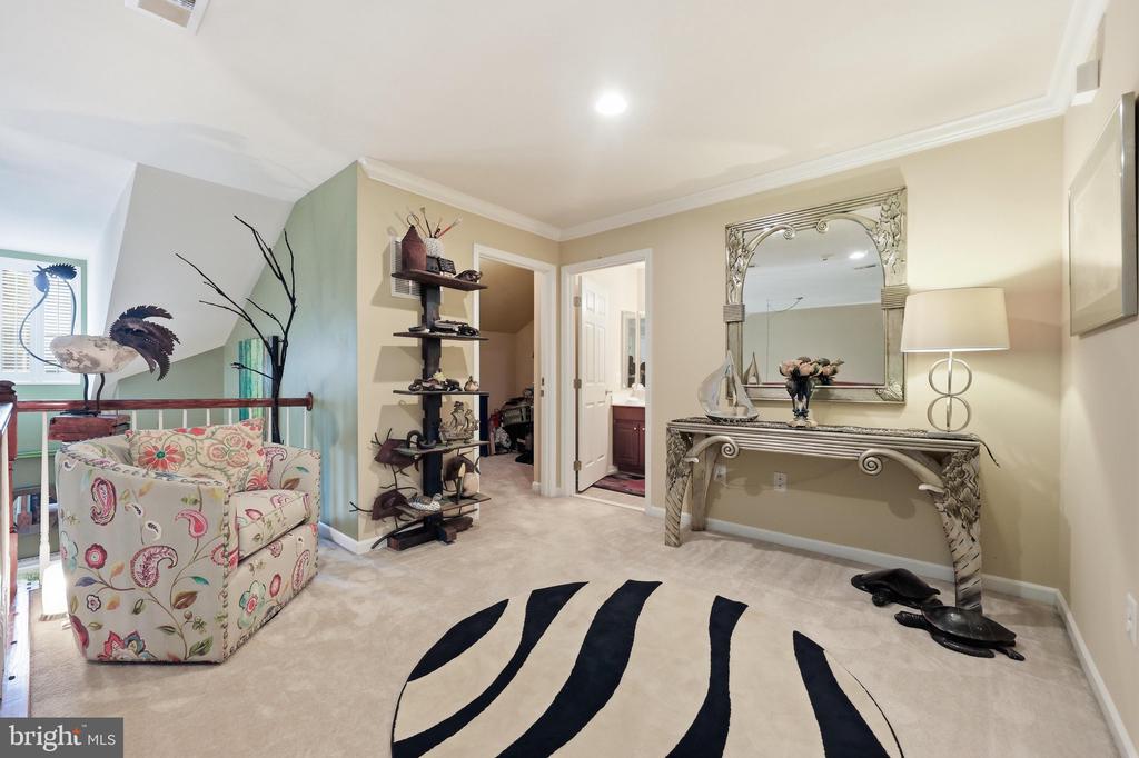10521 EDWARDIAN LANE Unit: 142