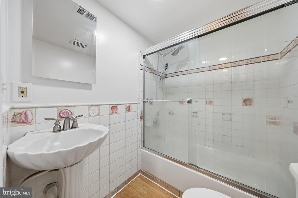 391 PROSPECT BOULEVARD