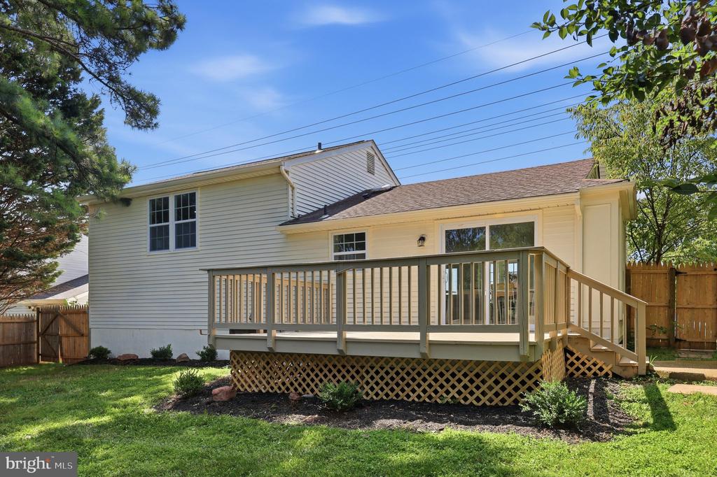 1309 BUTTERFLY LANE