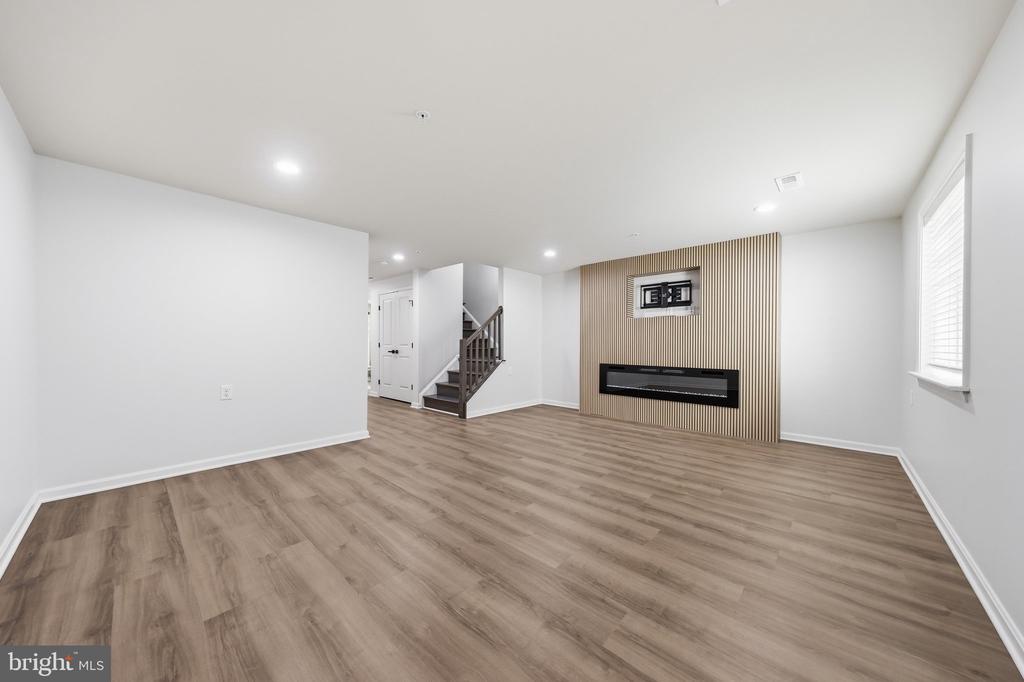747 HOLDEN ROAD