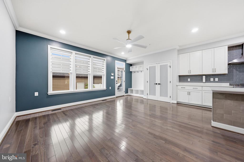 747 HOLDEN ROAD
