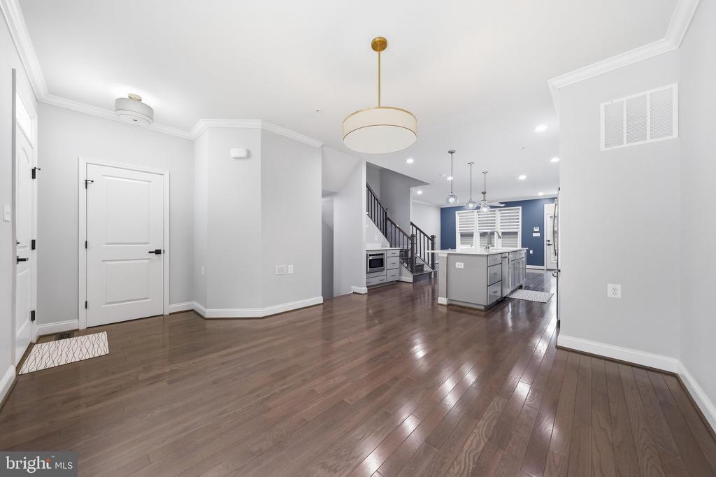747 HOLDEN ROAD
