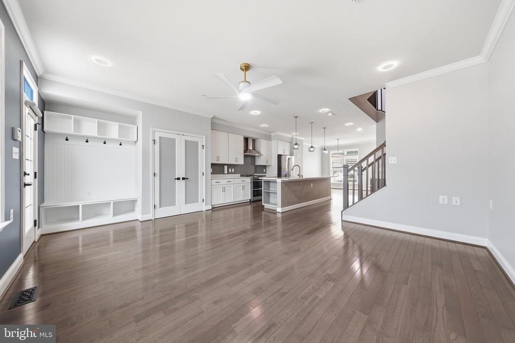 747 HOLDEN ROAD