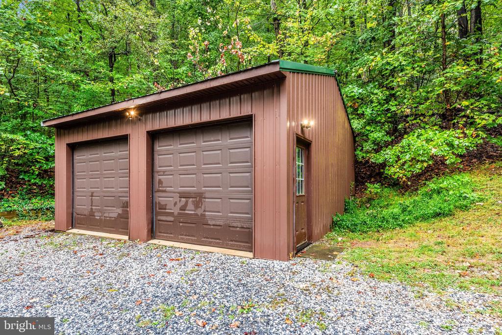 6838 MOUNTAIN CHURCH ROAD