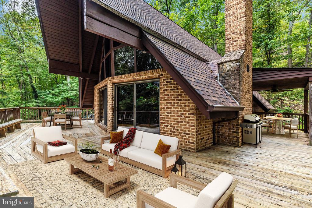 6838 MOUNTAIN CHURCH ROAD