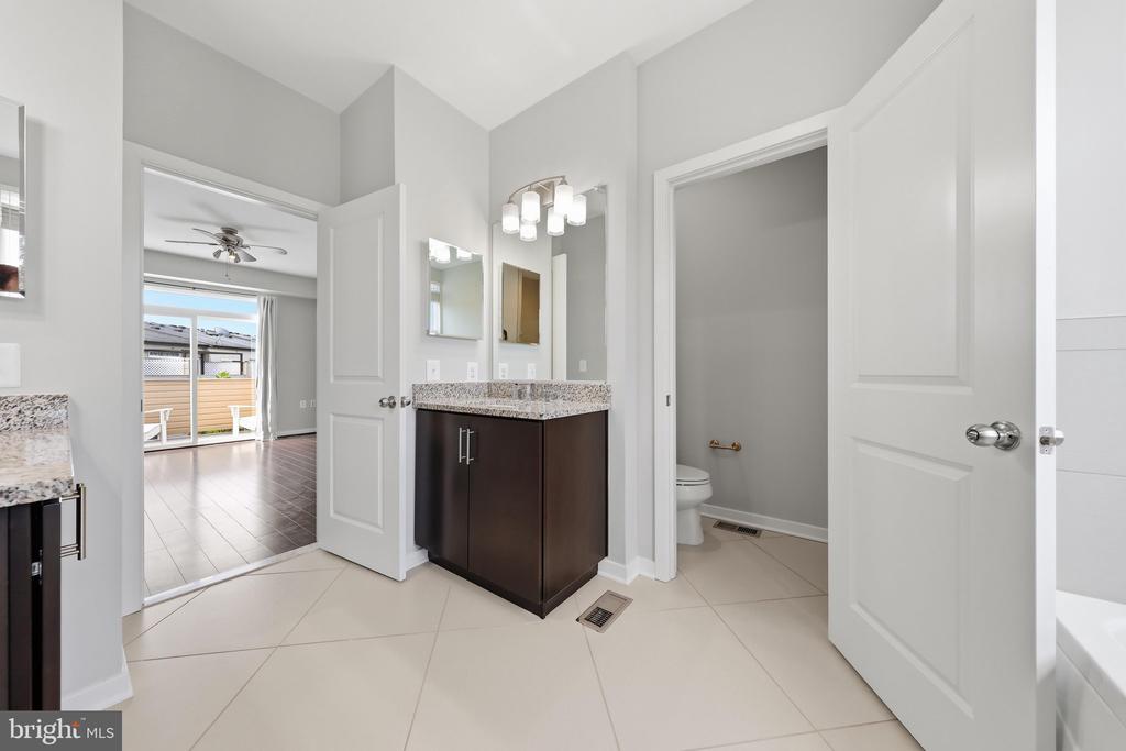 1402 WHEYFIELD DRIVE