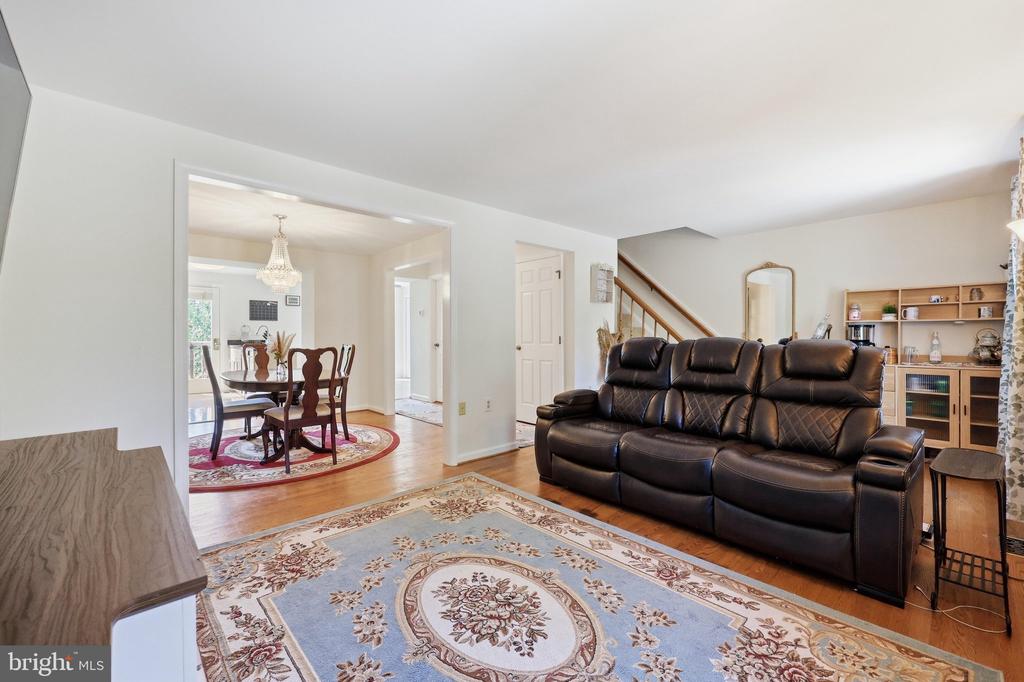 7990 SCHOONER COURT