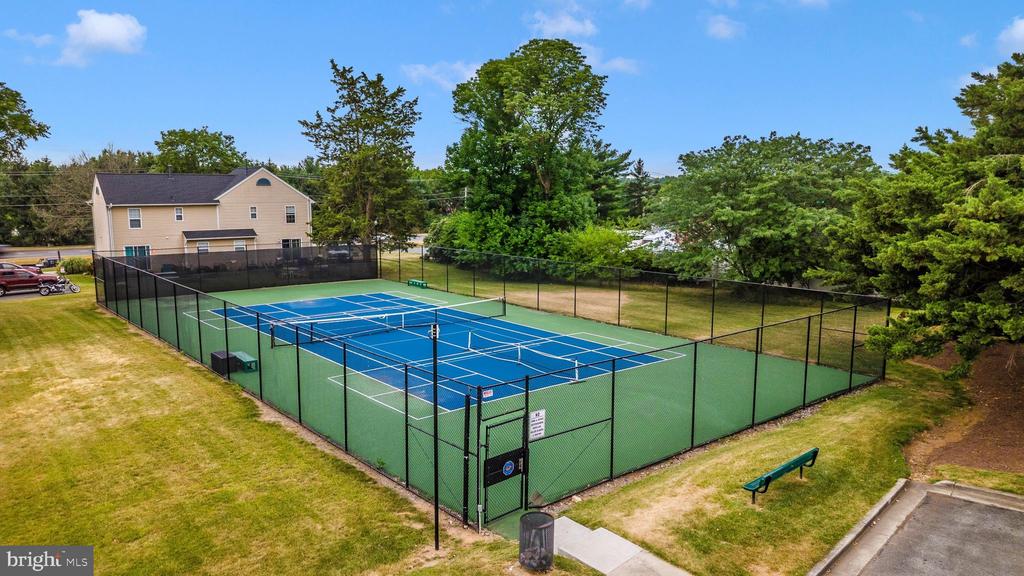 7990 SCHOONER COURT