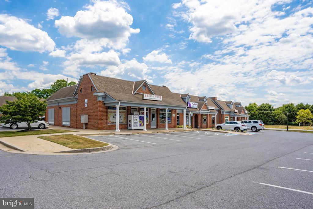 7990 SCHOONER COURT