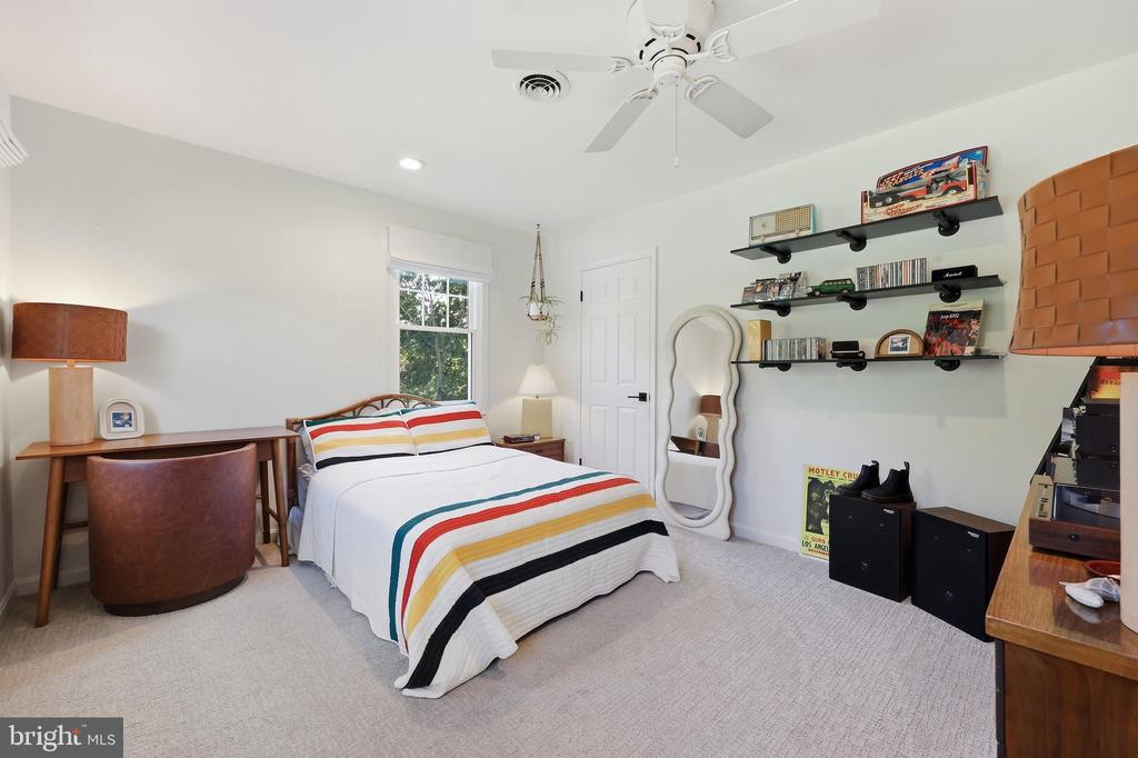 4609 SKYLINE TERRACE