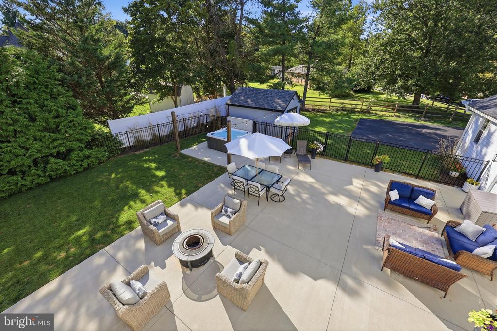 4609 SKYLINE TERRACE