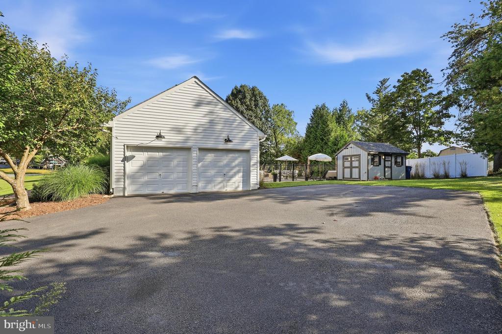 4609 SKYLINE TERRACE