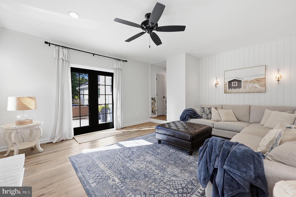 4609 SKYLINE TERRACE