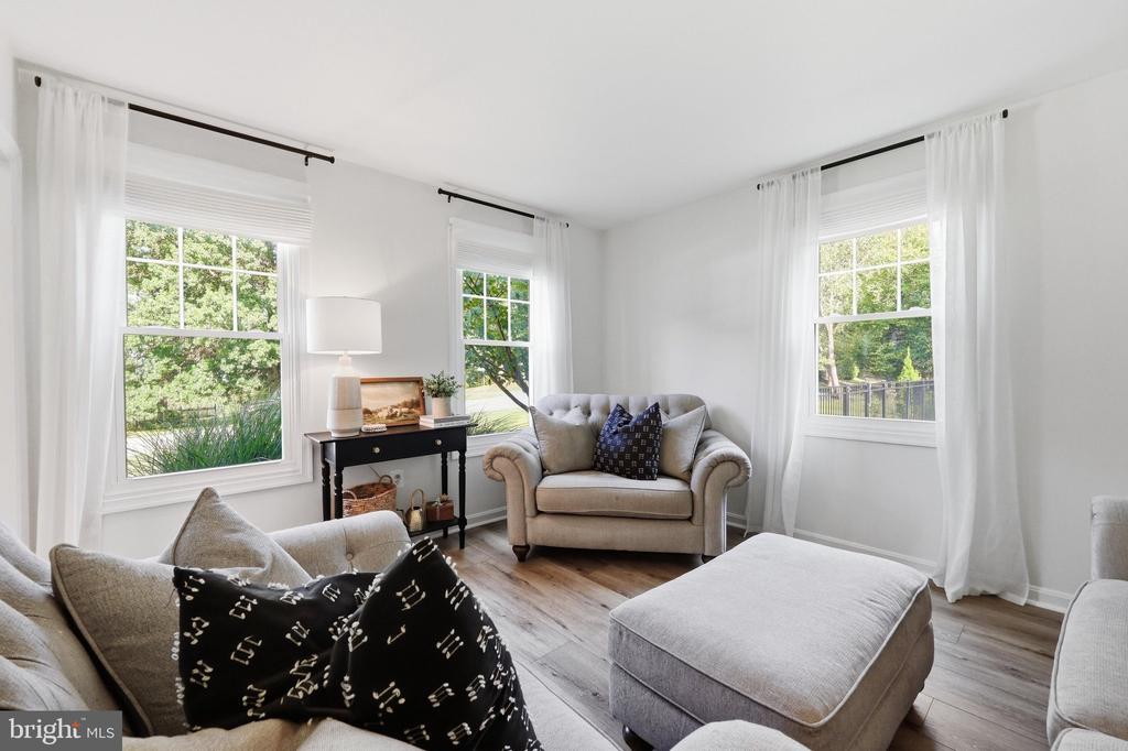 4609 SKYLINE TERRACE