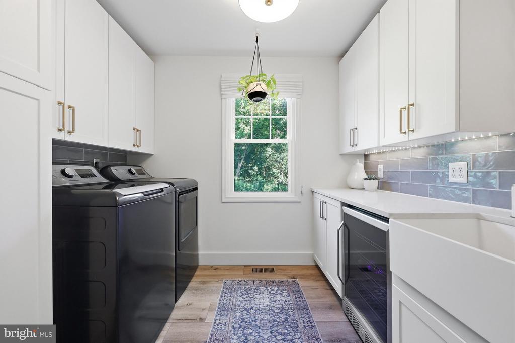 4609 SKYLINE TERRACE