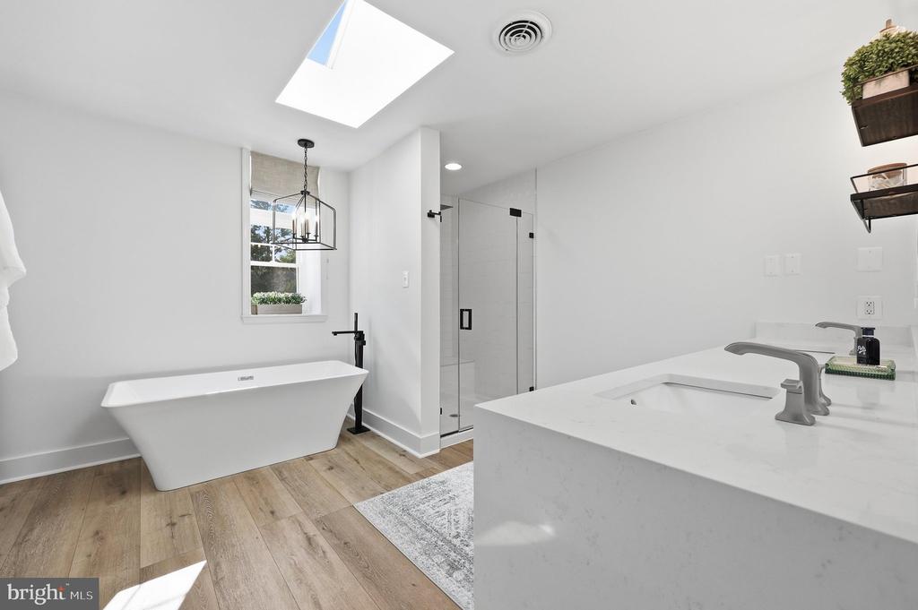 4609 SKYLINE TERRACE