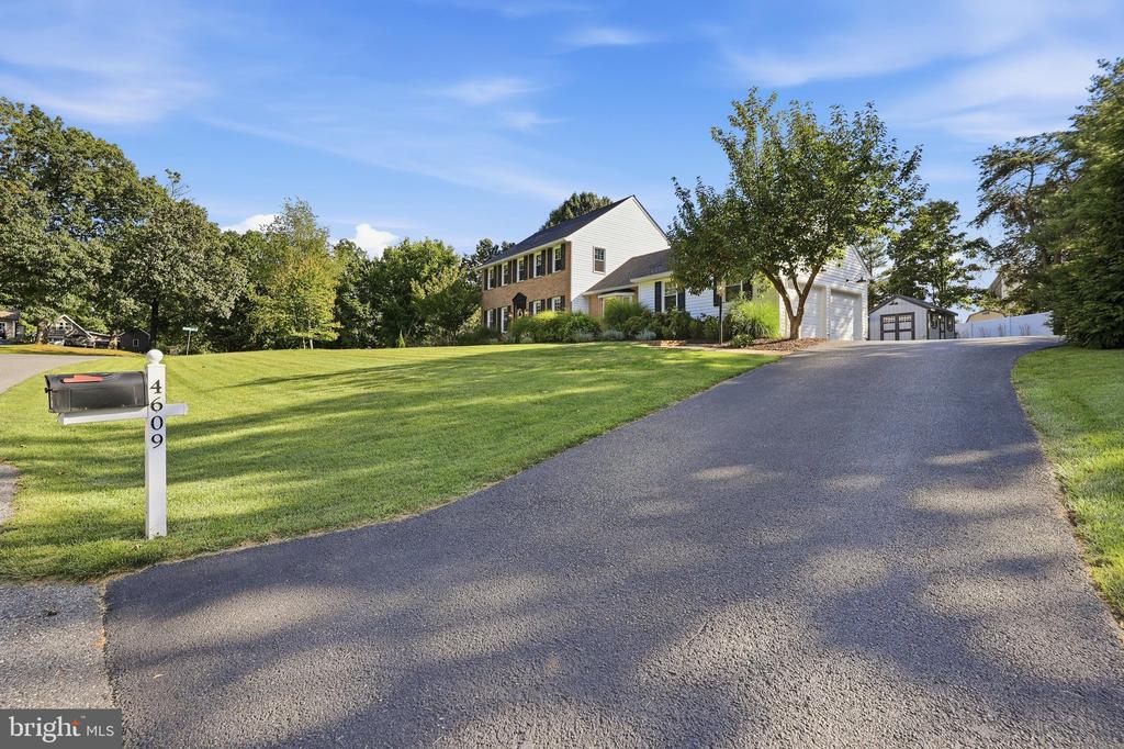 4609 SKYLINE TERRACE