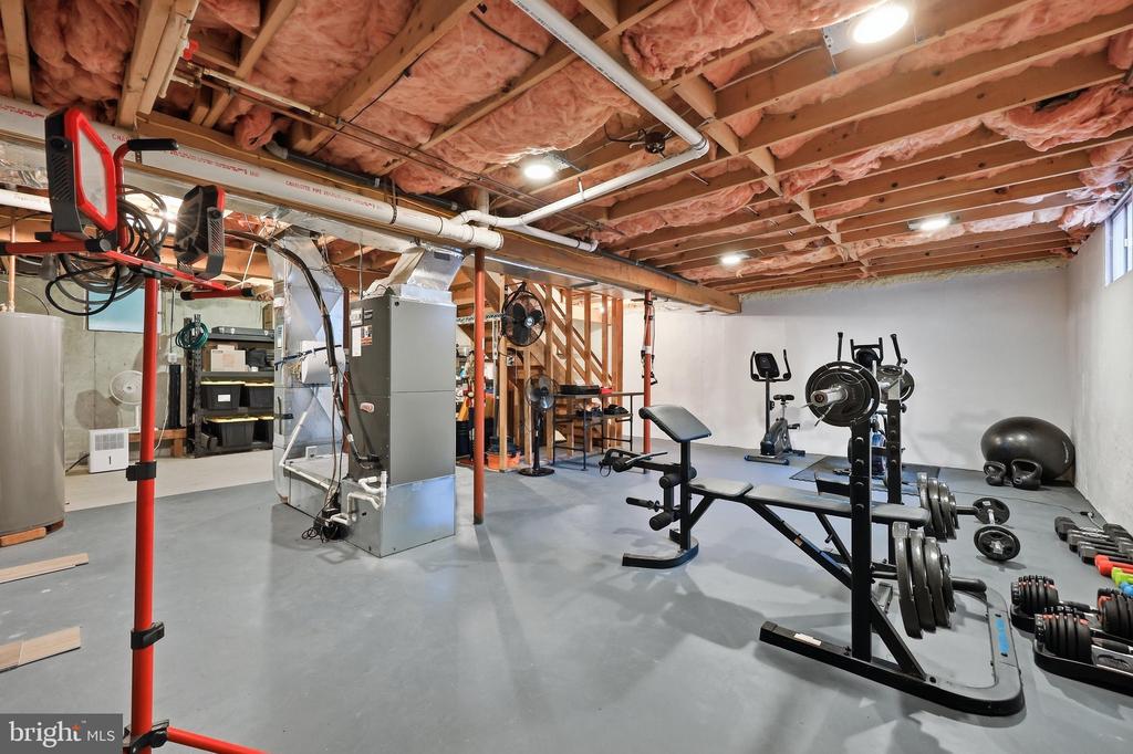 4609 SKYLINE TERRACE