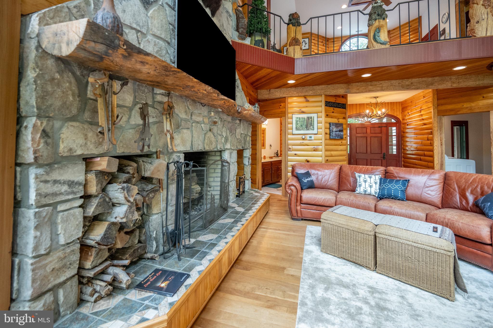 173 Pinnacle Dr