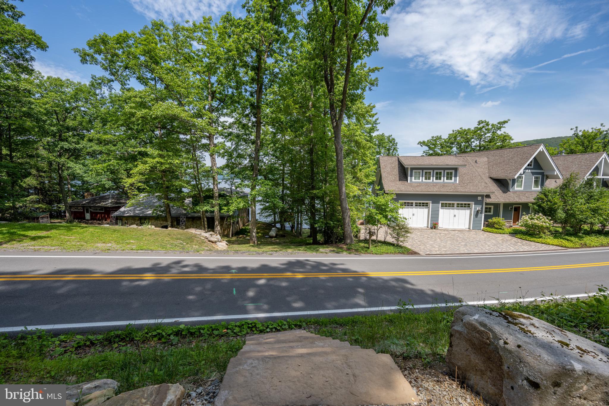173 Pinnacle Dr