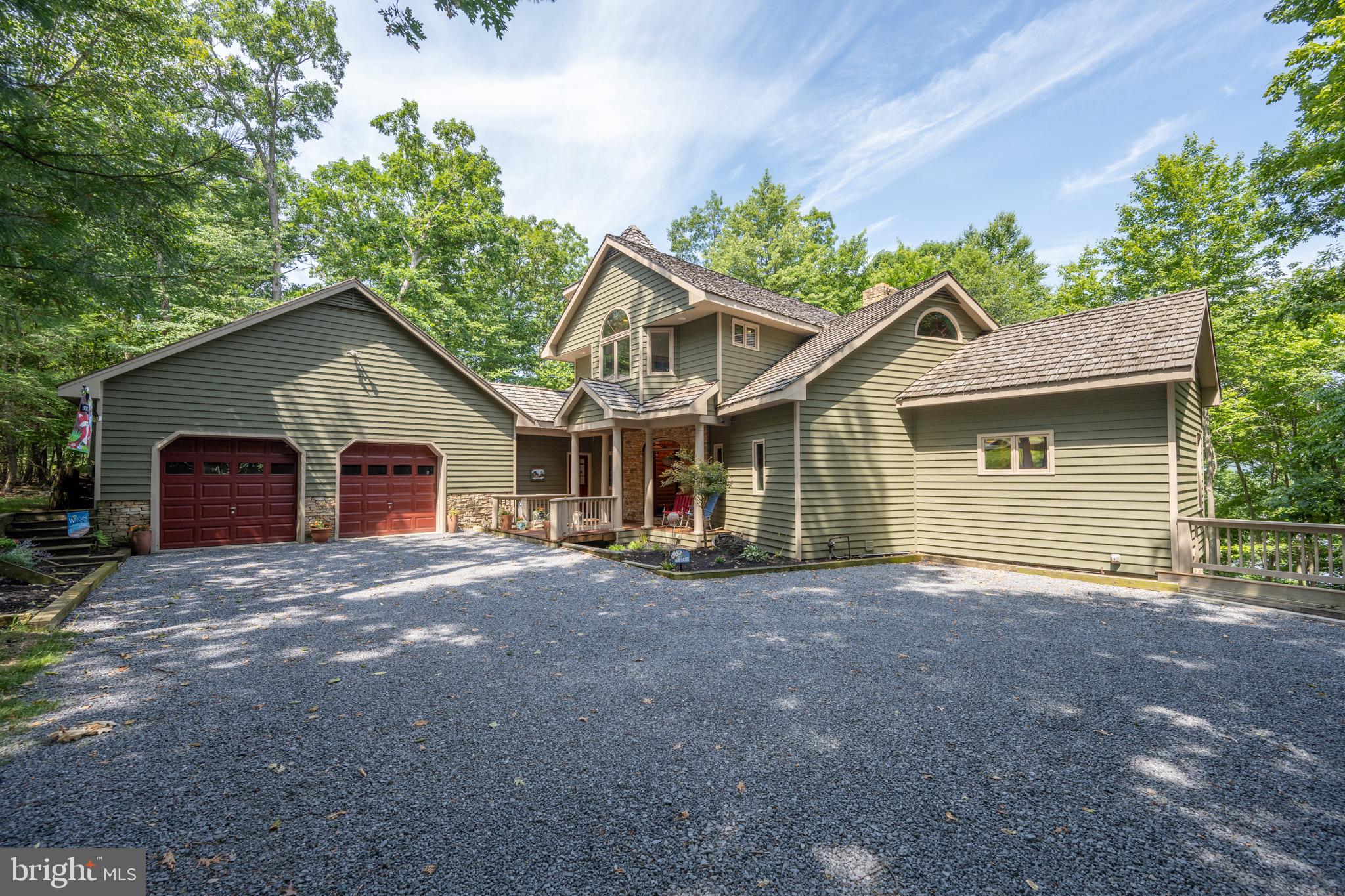 173 Pinnacle Dr