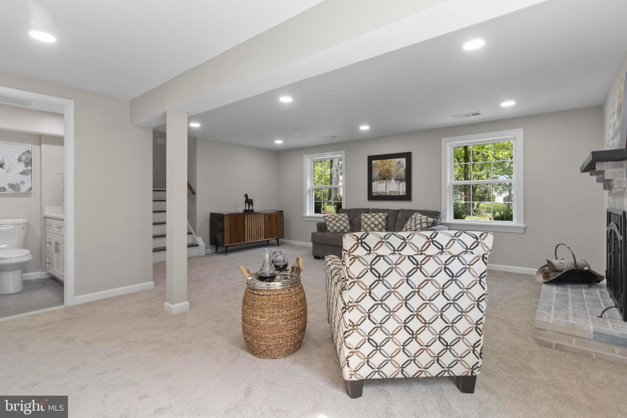 2311 GLENMORE TERRACE
