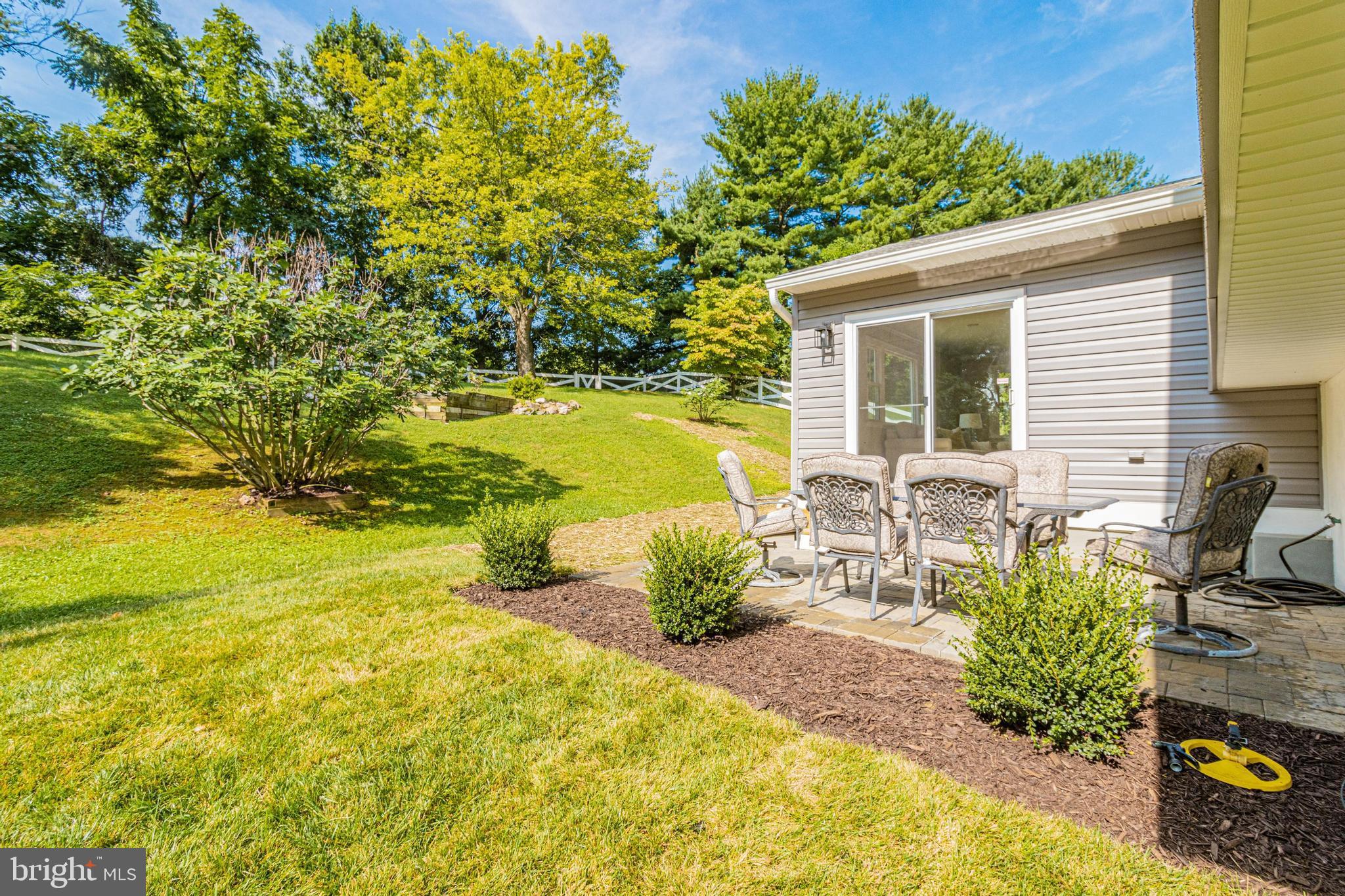2311 GLENMORE TERRACE