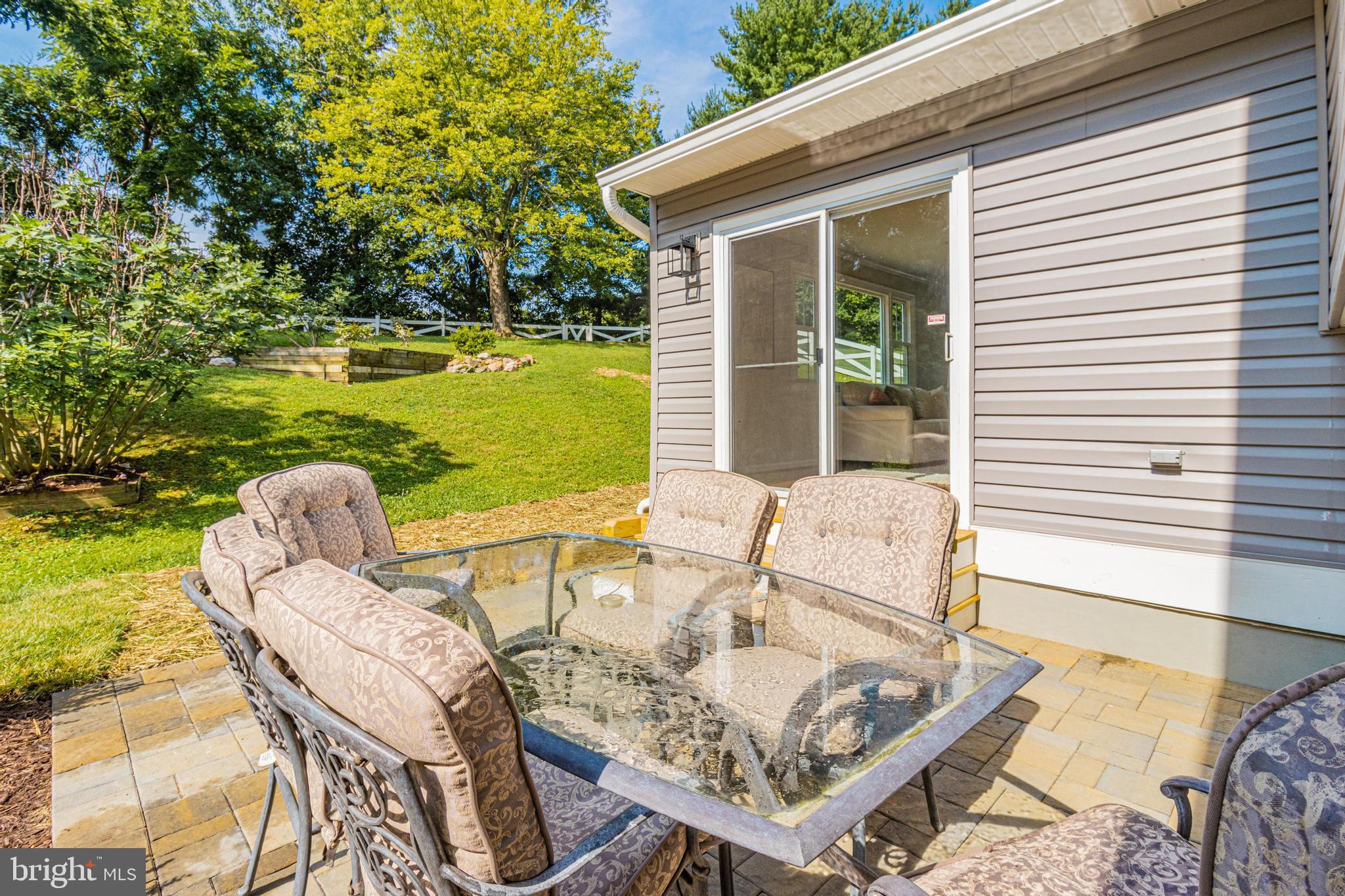 2311 GLENMORE TERRACE