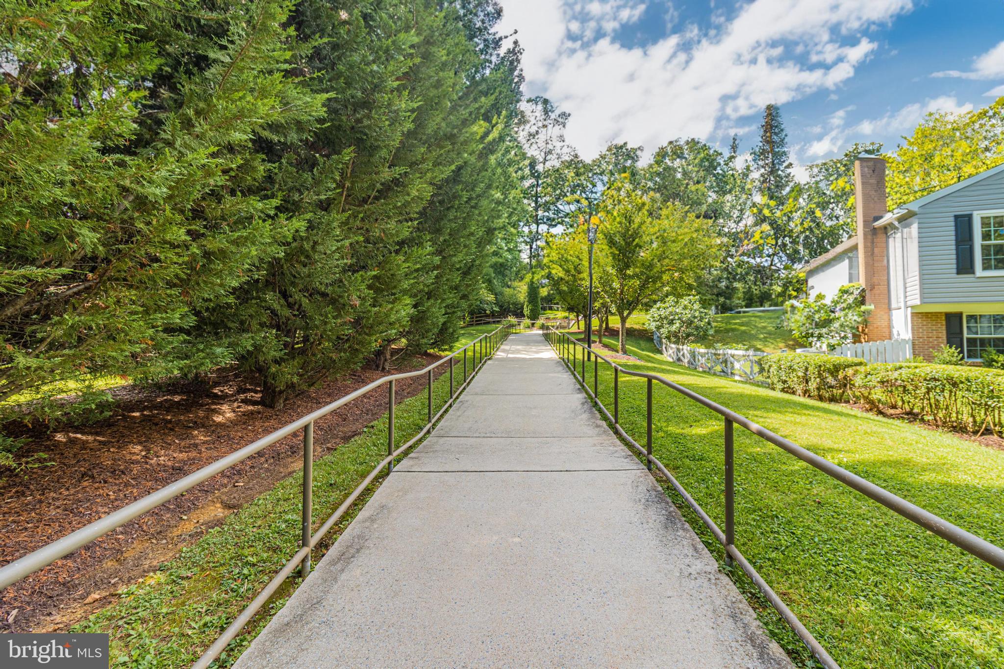 2311 GLENMORE TERRACE