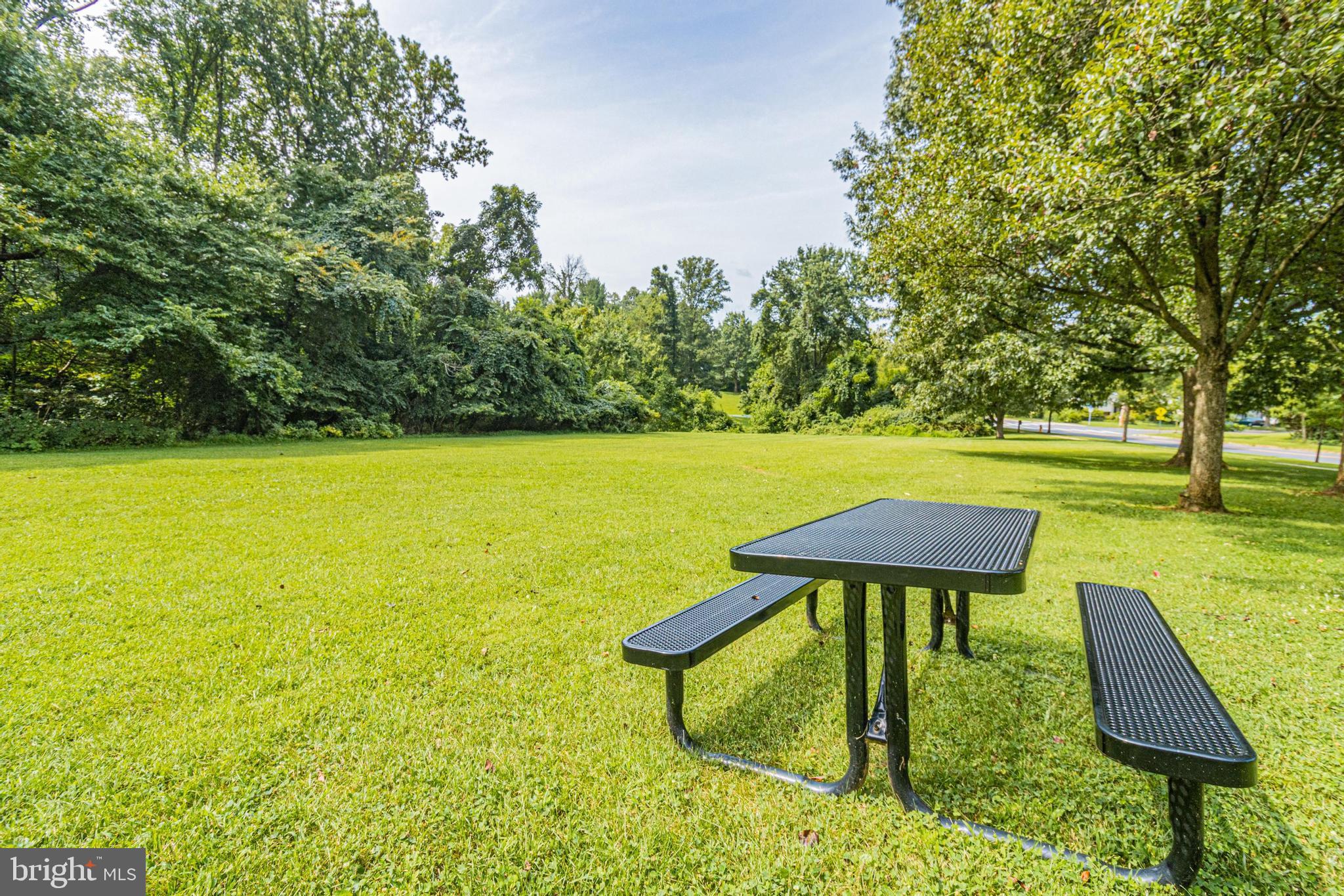 2311 GLENMORE TERRACE