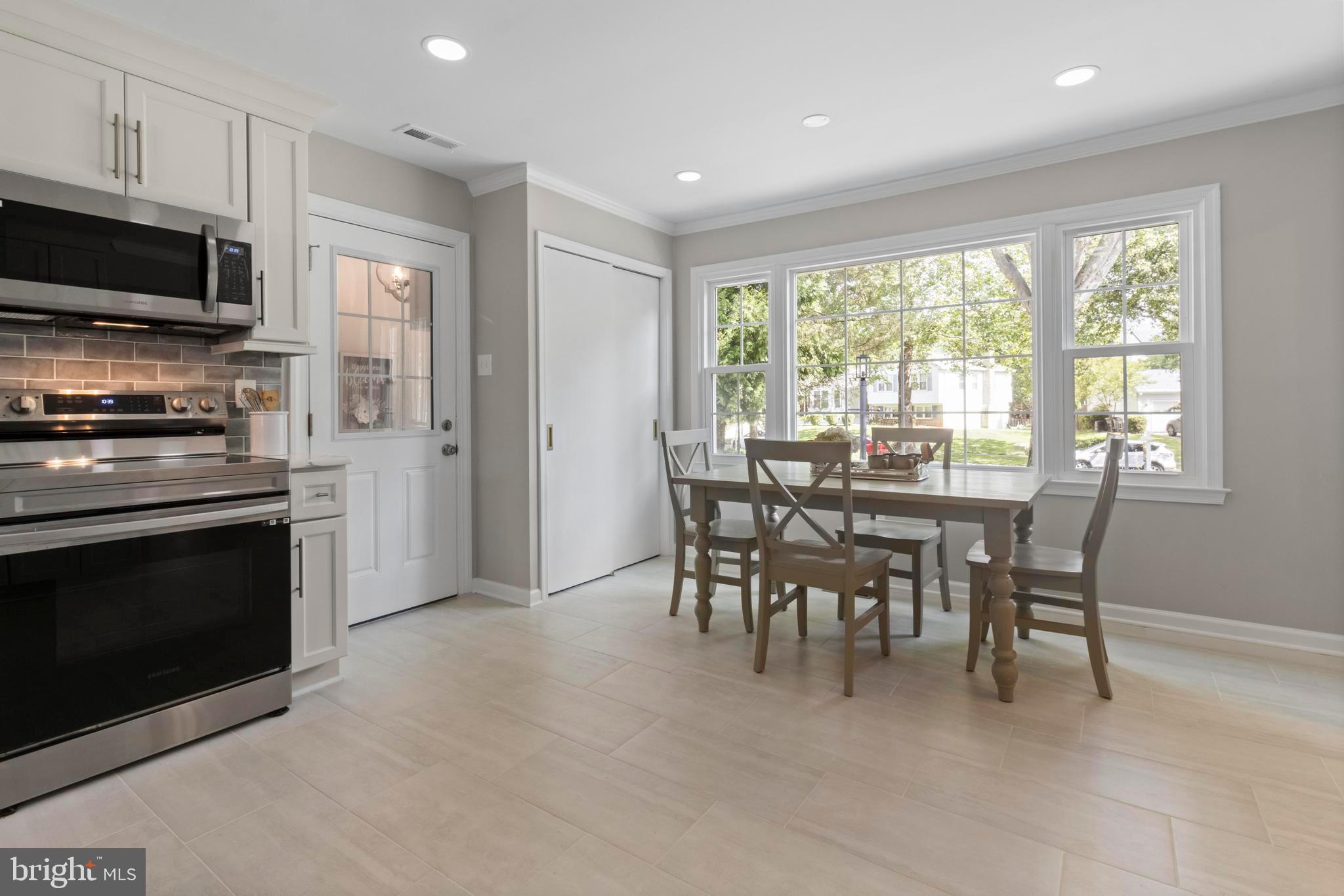 2311 GLENMORE TERRACE