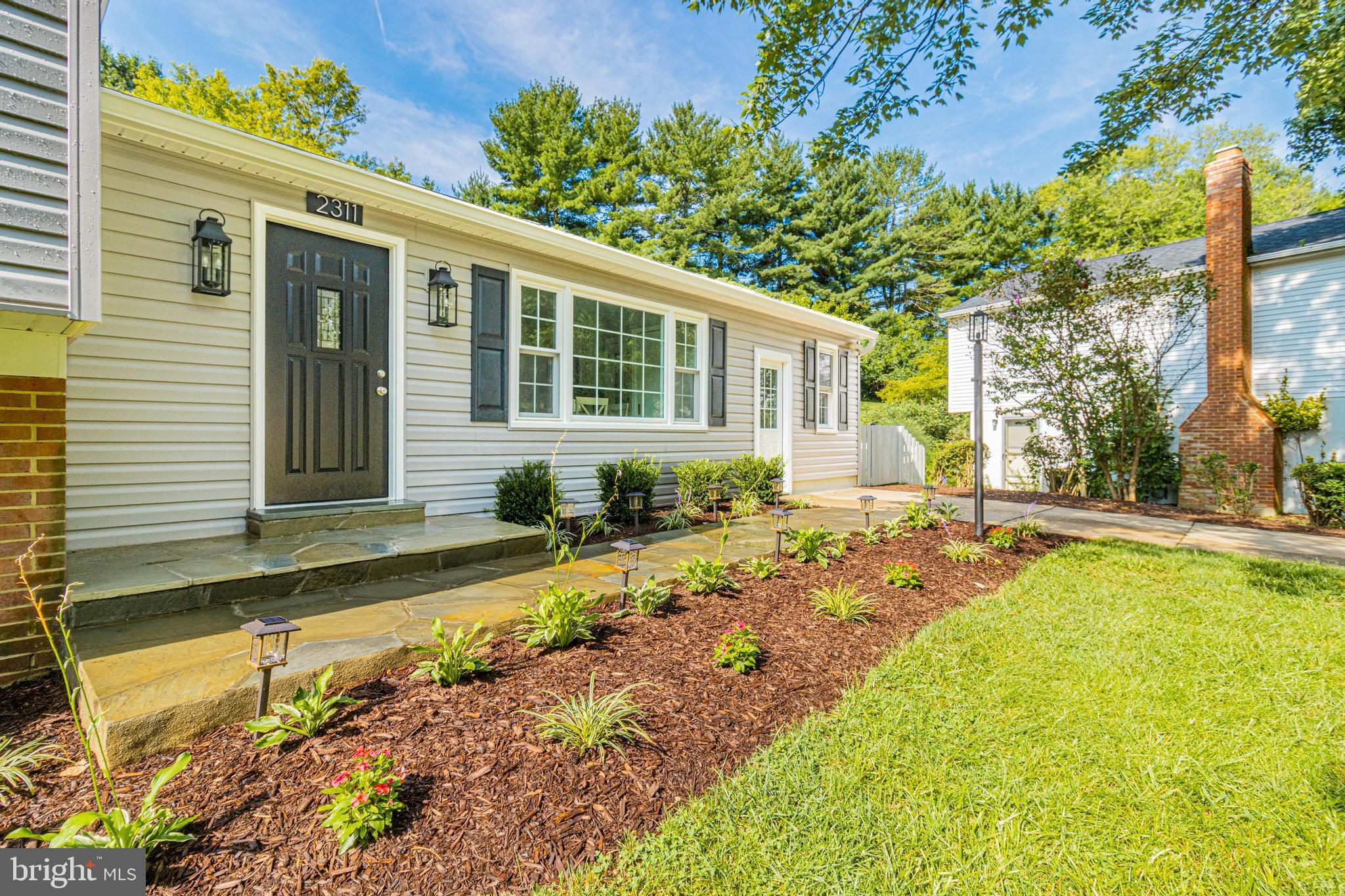 2311 GLENMORE TERRACE