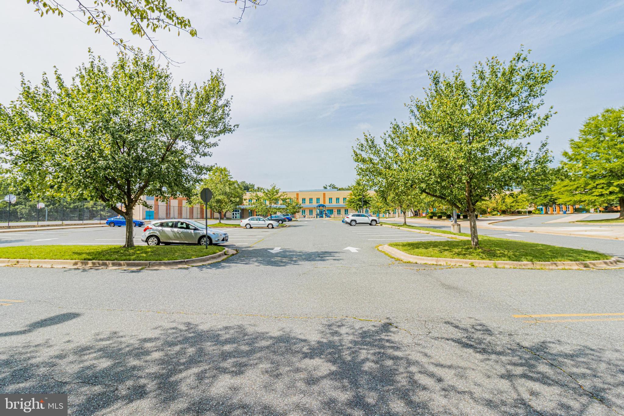2311 GLENMORE TERRACE