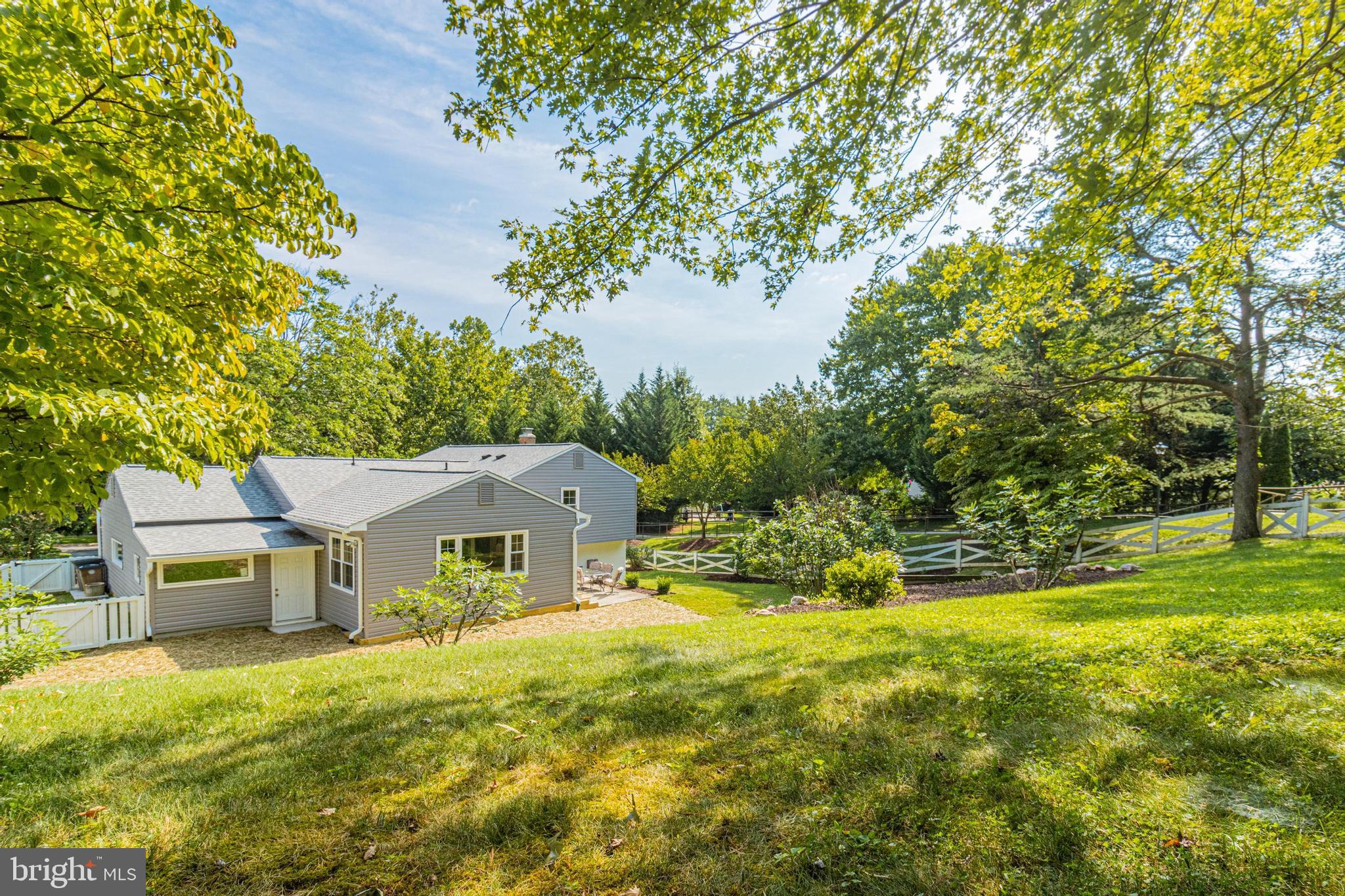 2311 GLENMORE TERRACE