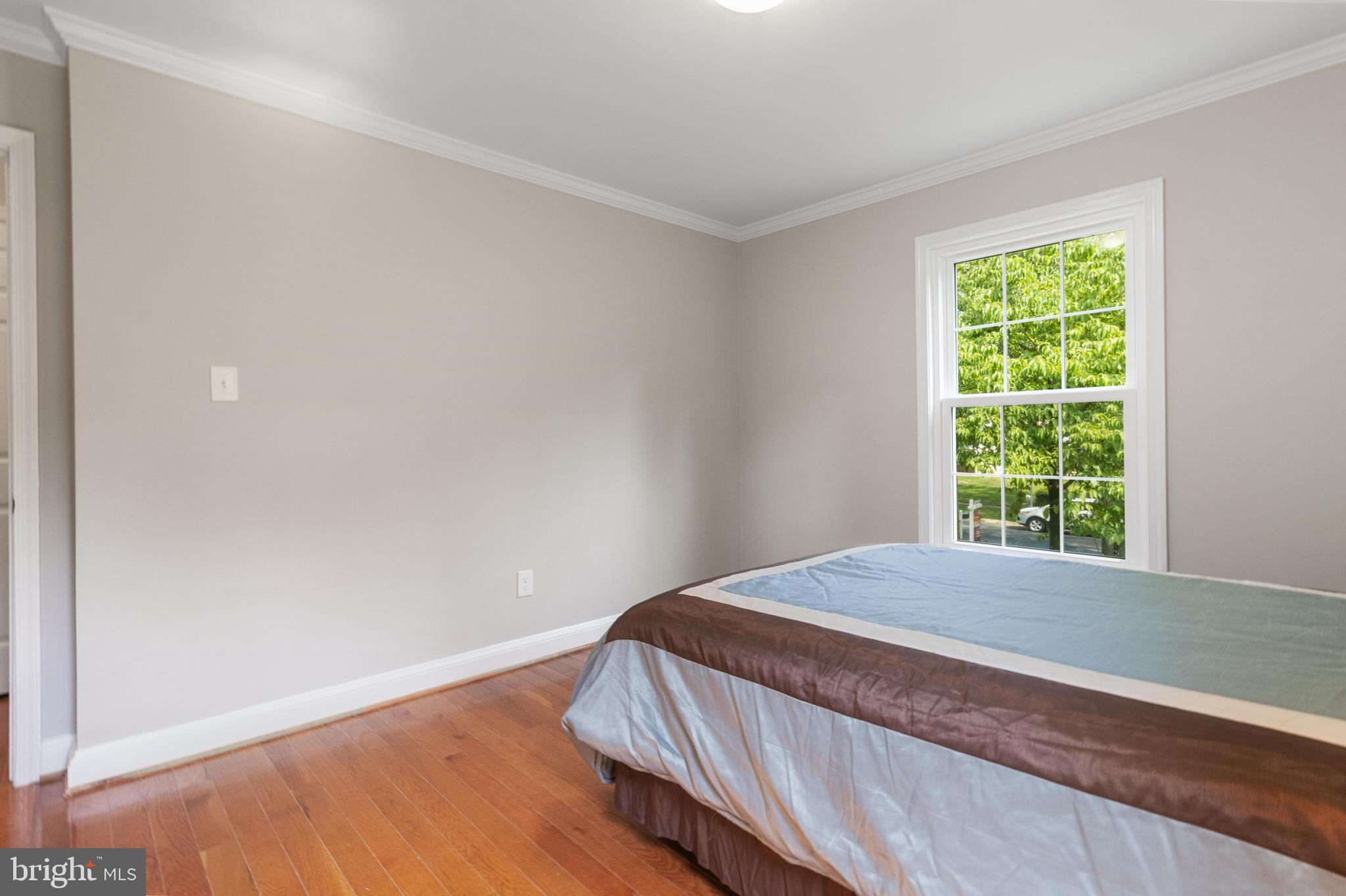 2311 GLENMORE TERRACE