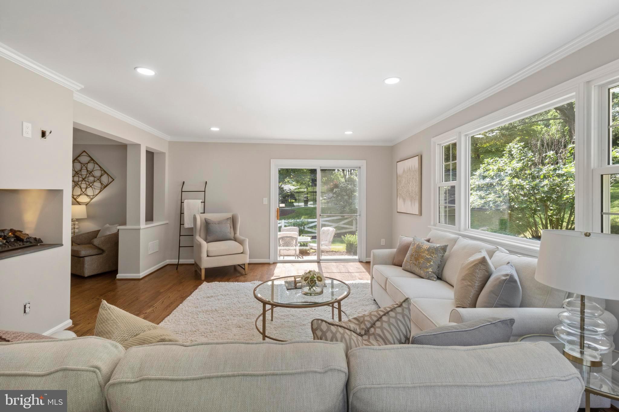 2311 GLENMORE TERRACE