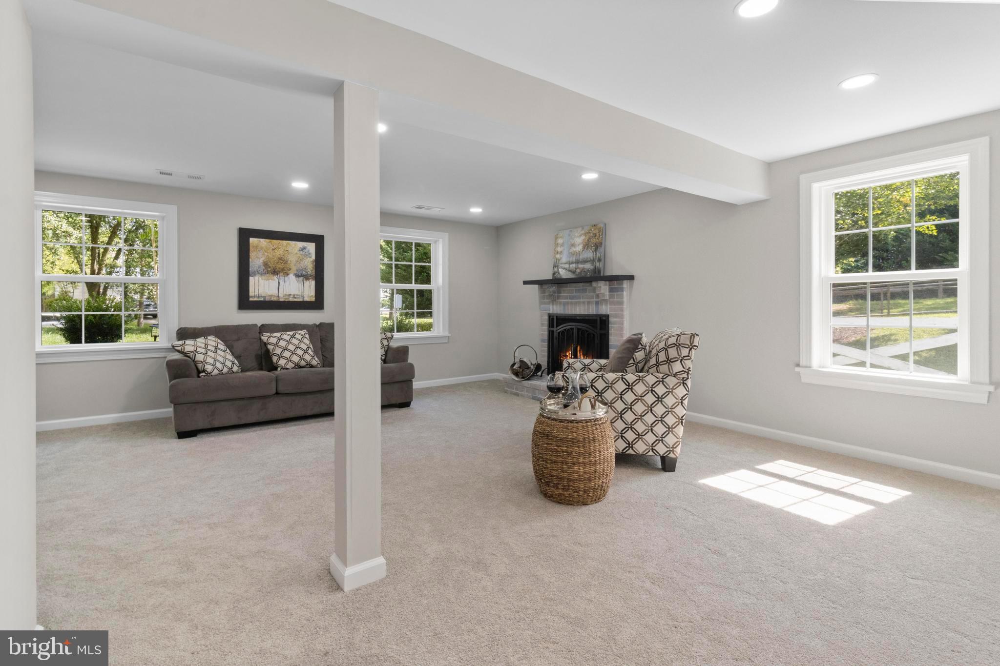 2311 GLENMORE TERRACE
