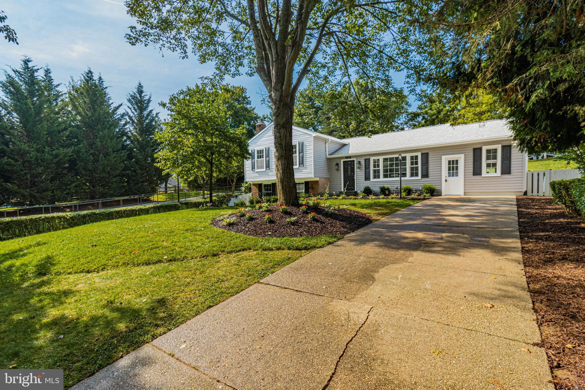 2311 GLENMORE TERRACE