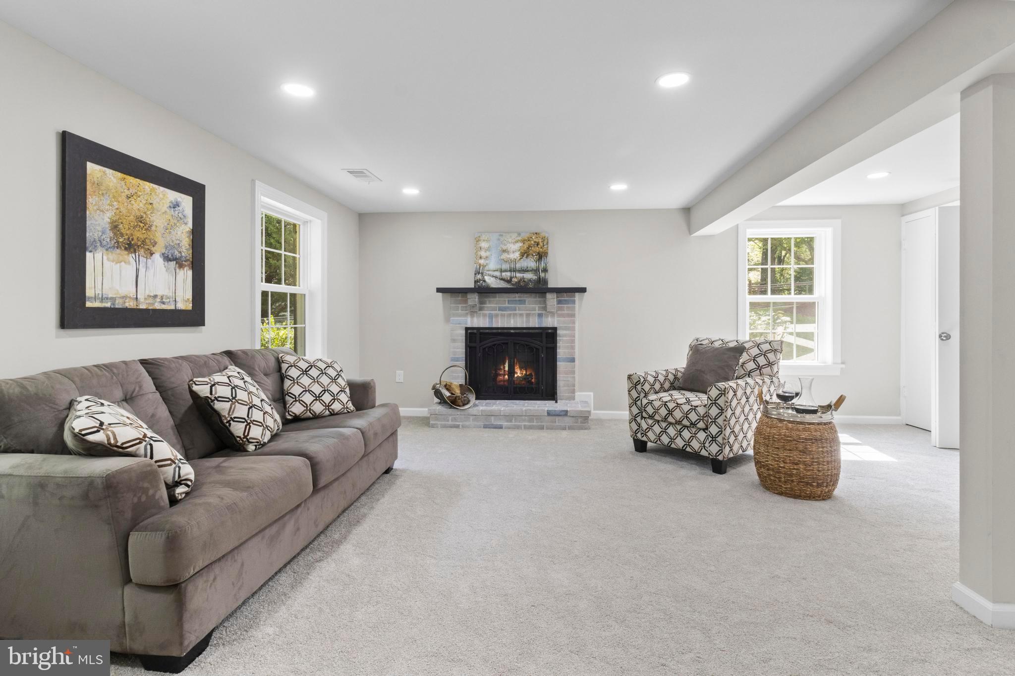 2311 GLENMORE TERRACE