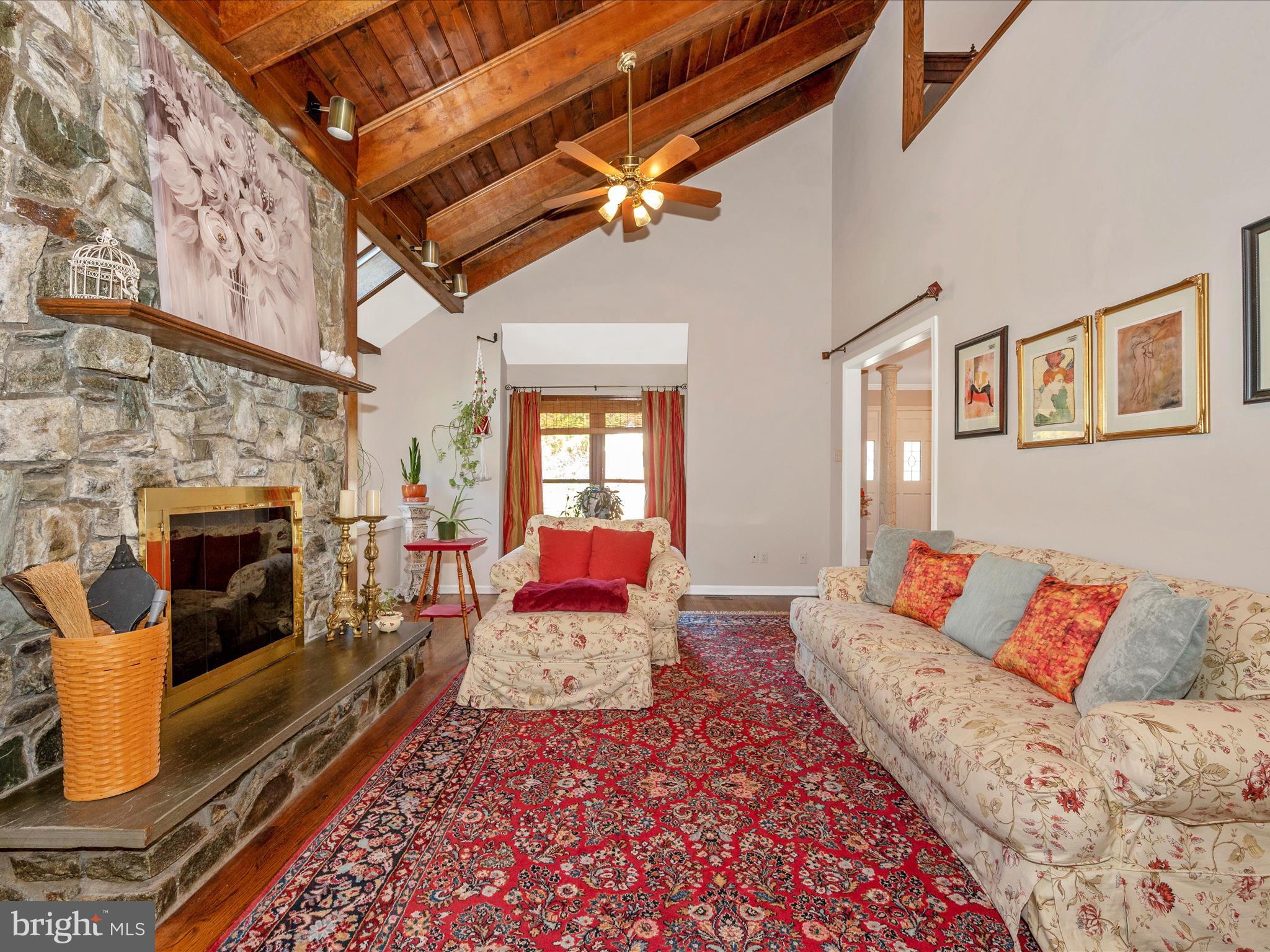 11500 Golden Post LANE