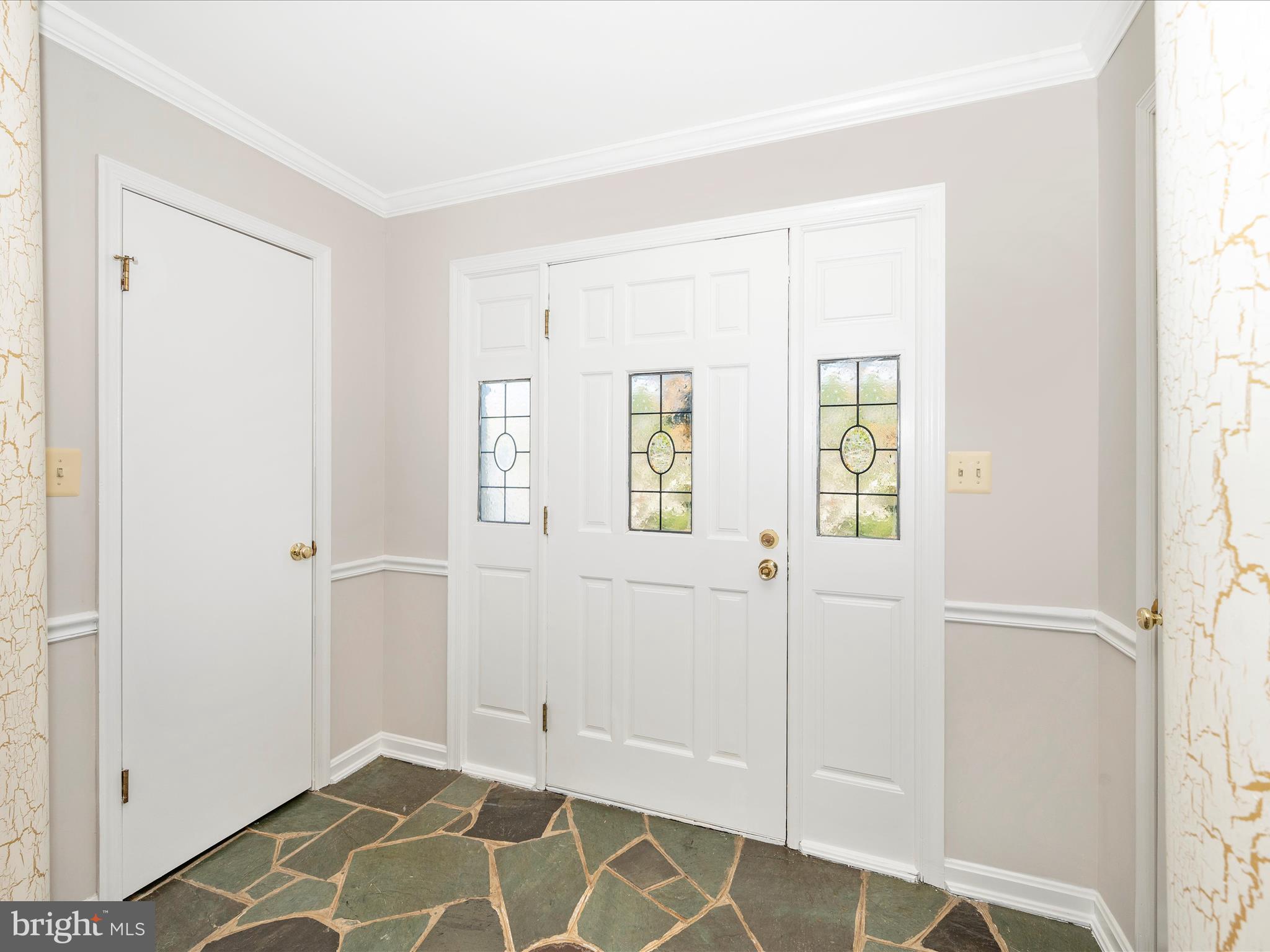 11500 Golden Post LANE